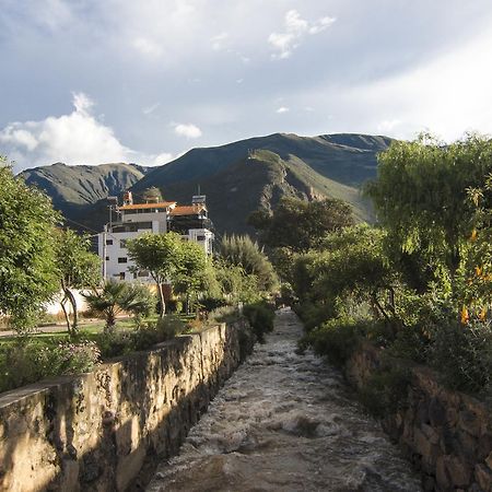 Hotel California Calca Kültér fotó