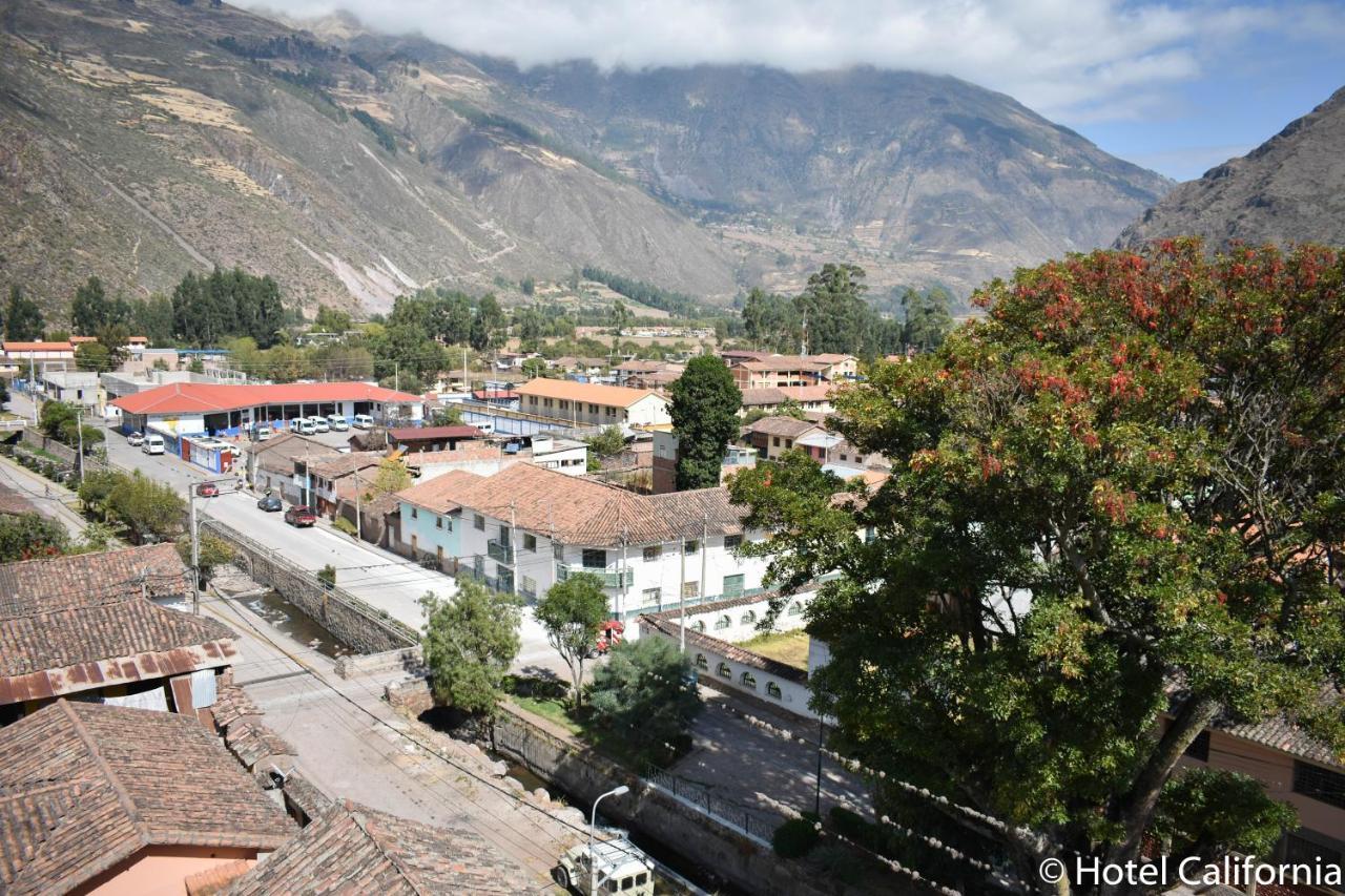 Hotel California Calca Kültér fotó